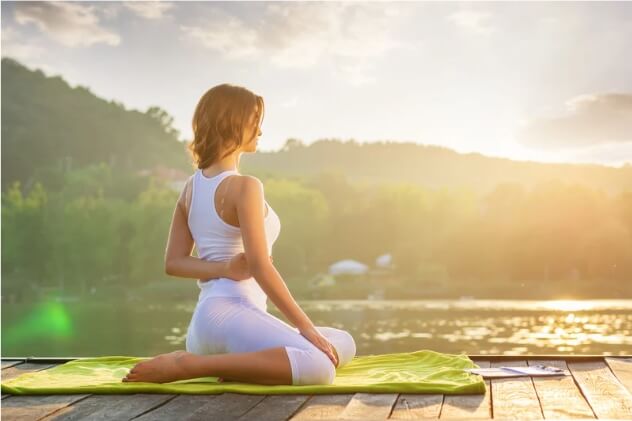 為何氣功強調「鬆」？解開身體「慣性緊繃」，釋放生命活力